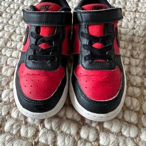 Nike Court Borough Mid 2 Little Kids' Shoes size 10